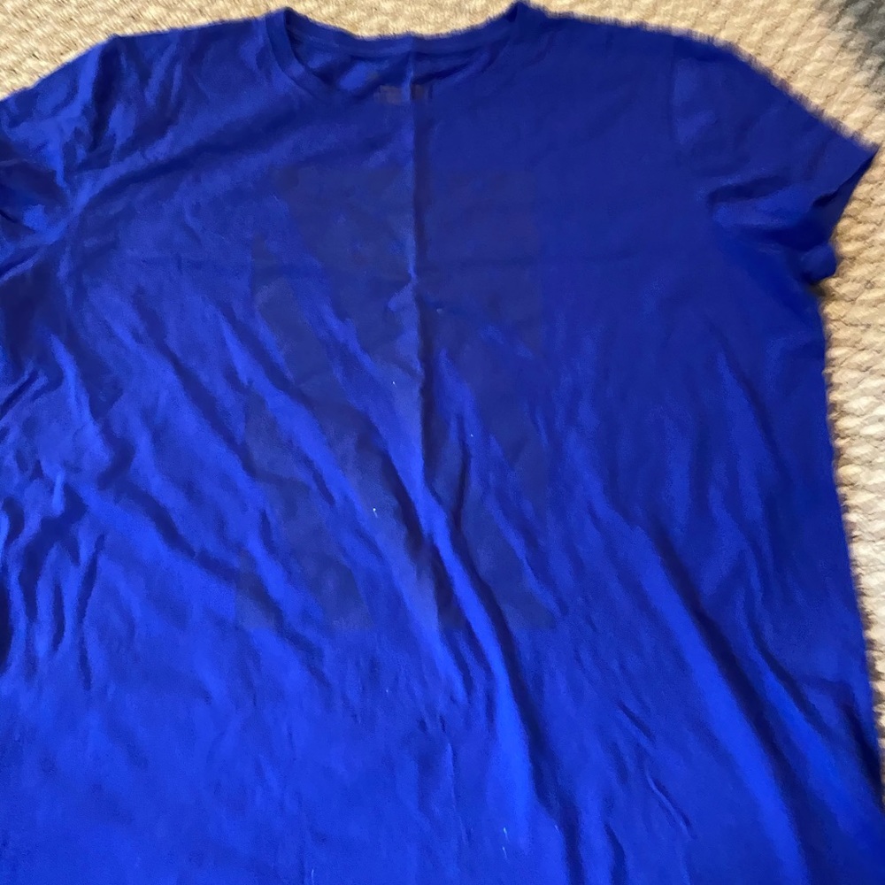 Under Armour classic tee